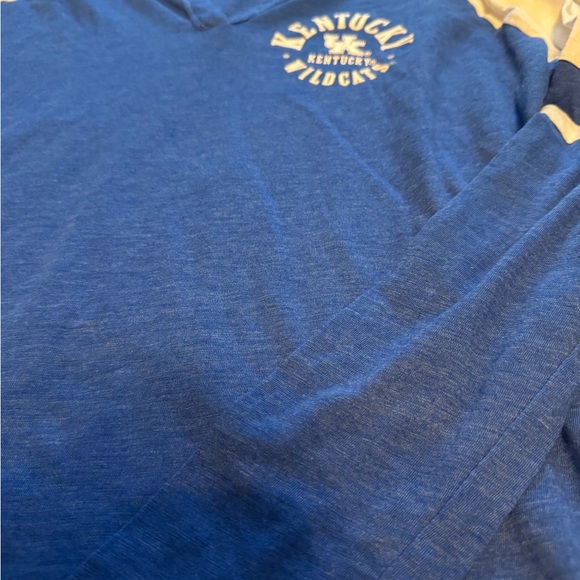 Top of the World Blue and White Kentucky Wildcats V-Neck Long Sleeve Tee - Picture 4 of 7